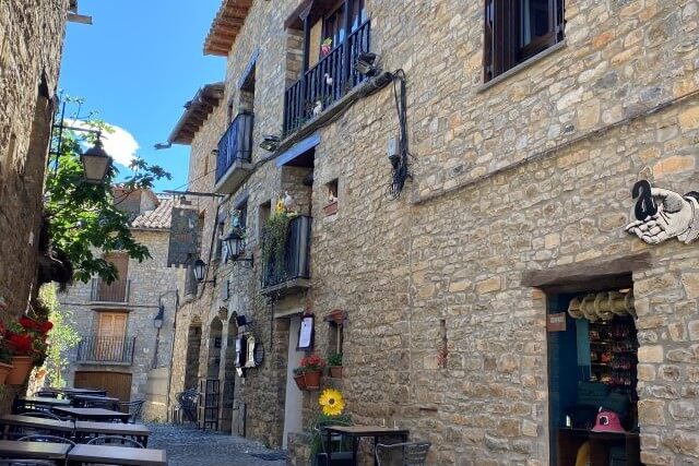 Ainsa - Mooiste dorp Spaanse Pyreneeën
